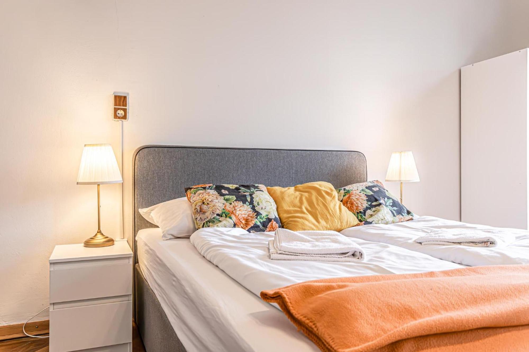 Gorgeous 1Br Apt Near Akh Hospital Vienna Esterno foto
