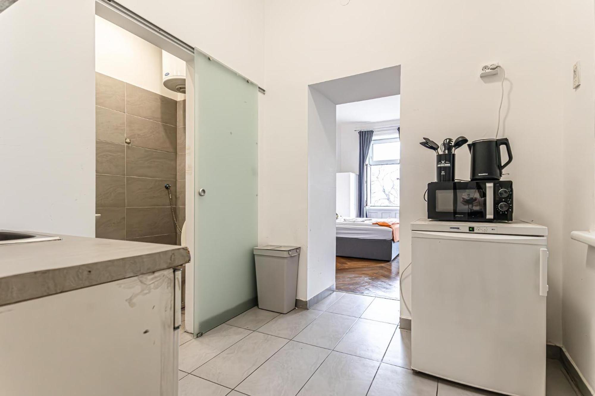 Gorgeous 1Br Apt Near Akh Hospital Vienna Esterno foto