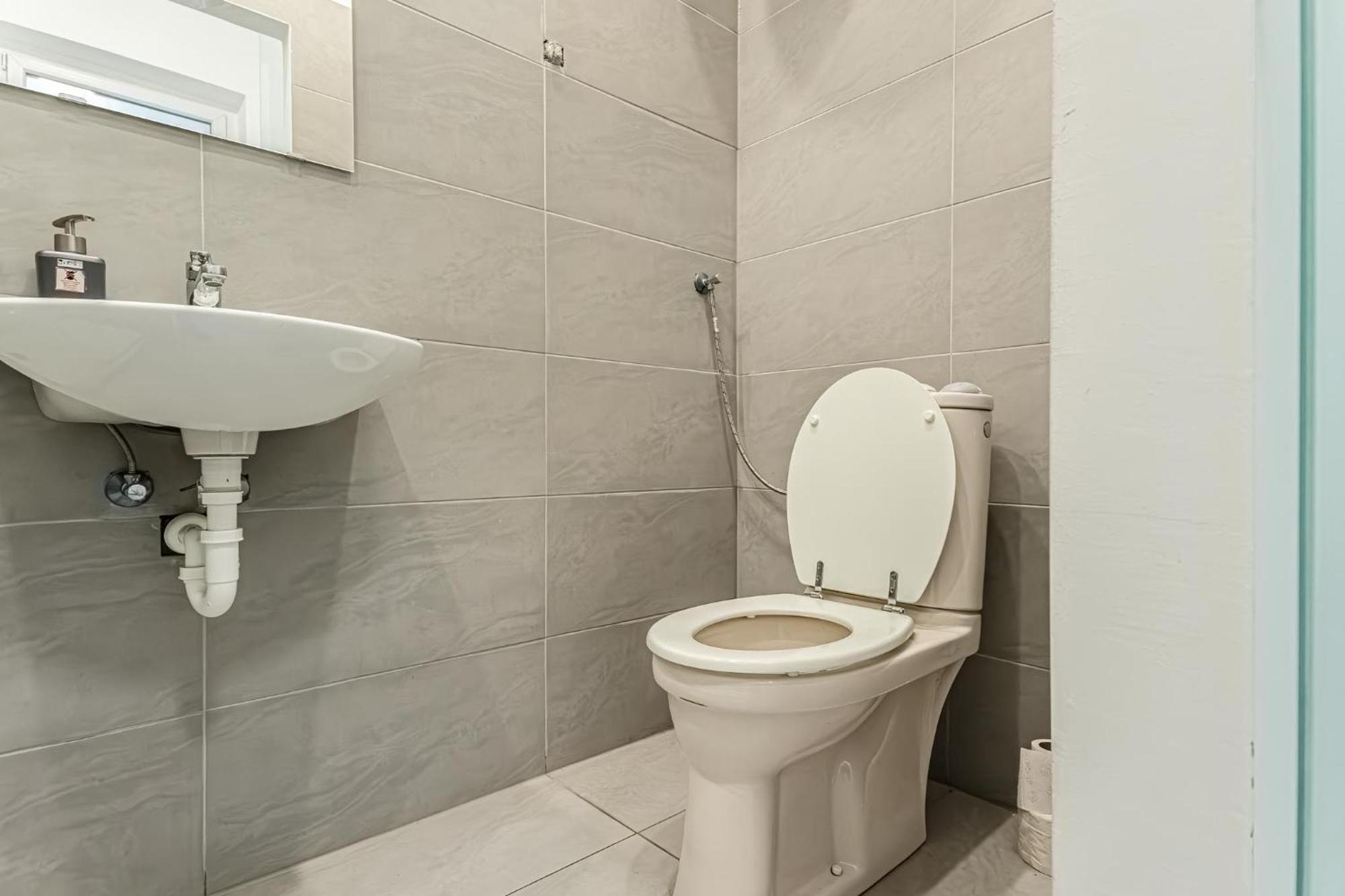 Gorgeous 1Br Apt Near Akh Hospital Vienna Esterno foto